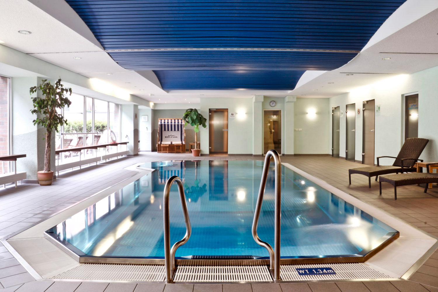 Indoor Pool body&soul Badelandschaft