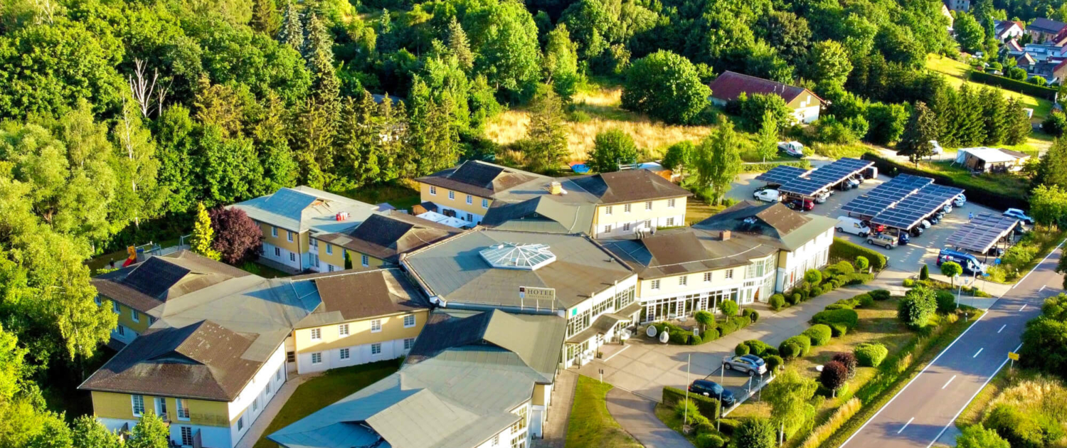 Hausansicht auf das Atrium Hotel Amadeus Hausansicht