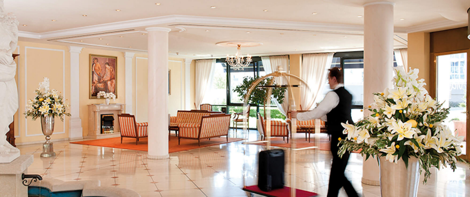 Lobby vom Victor’s Residenz-Hotel Erfurt Lobby vom Victor’s Residenz-Hotel Erfurt