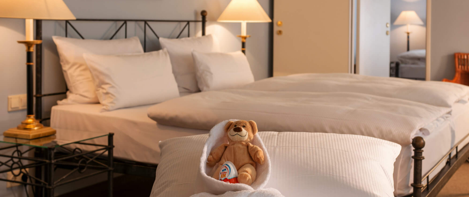 Familienzimmerbeispiel vom Hotel Elbflorenz Dresden Familienzimmerbeispiel vom Hotel Elbflorenz Dresden