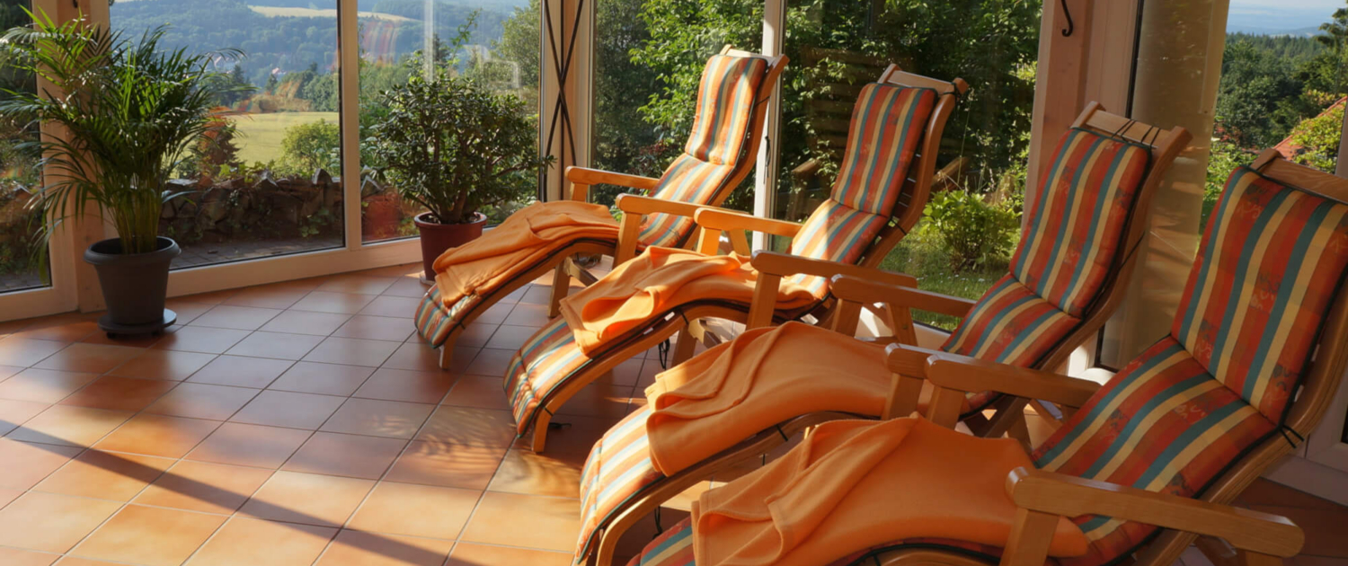 Wellness mit Aussicht vom Berghotel Augustusberg Wellness mit Aussicht vom Berghotel Augustusberg